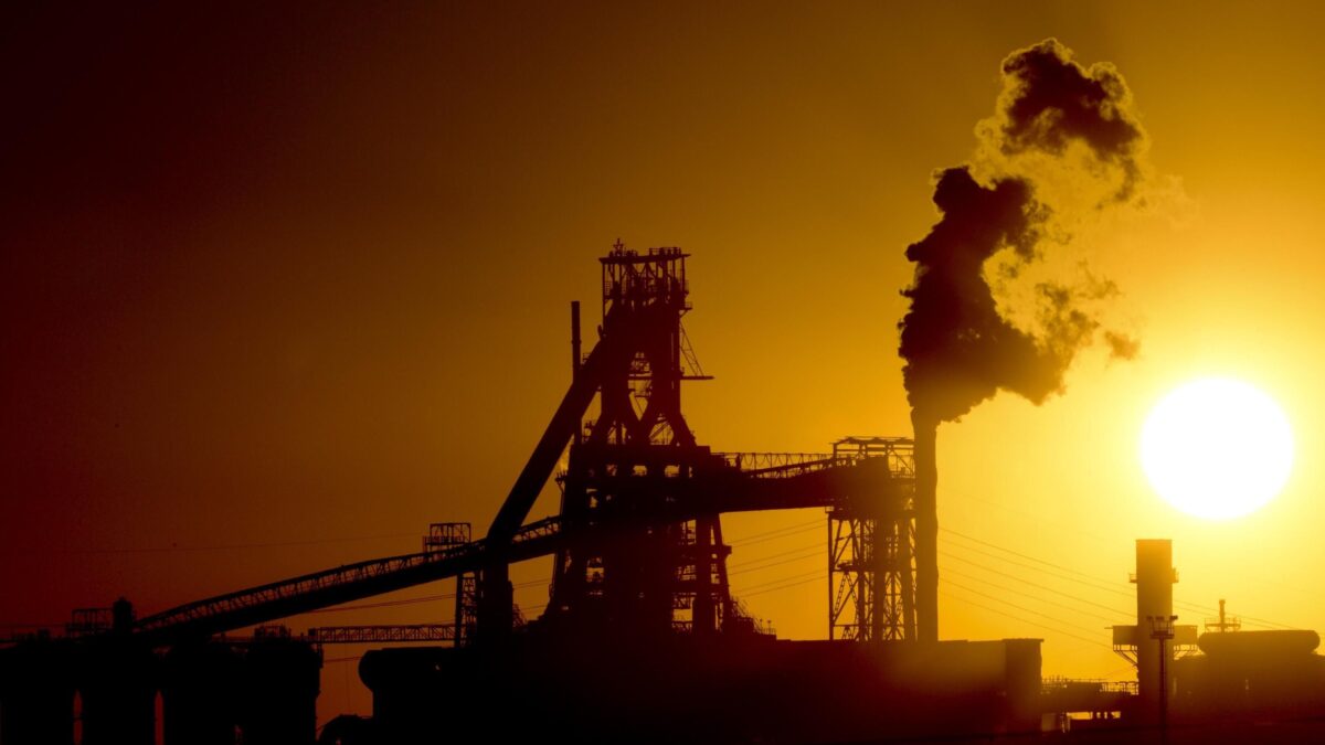Ferma l’ex Ilva di Invitalia, manca il decreto