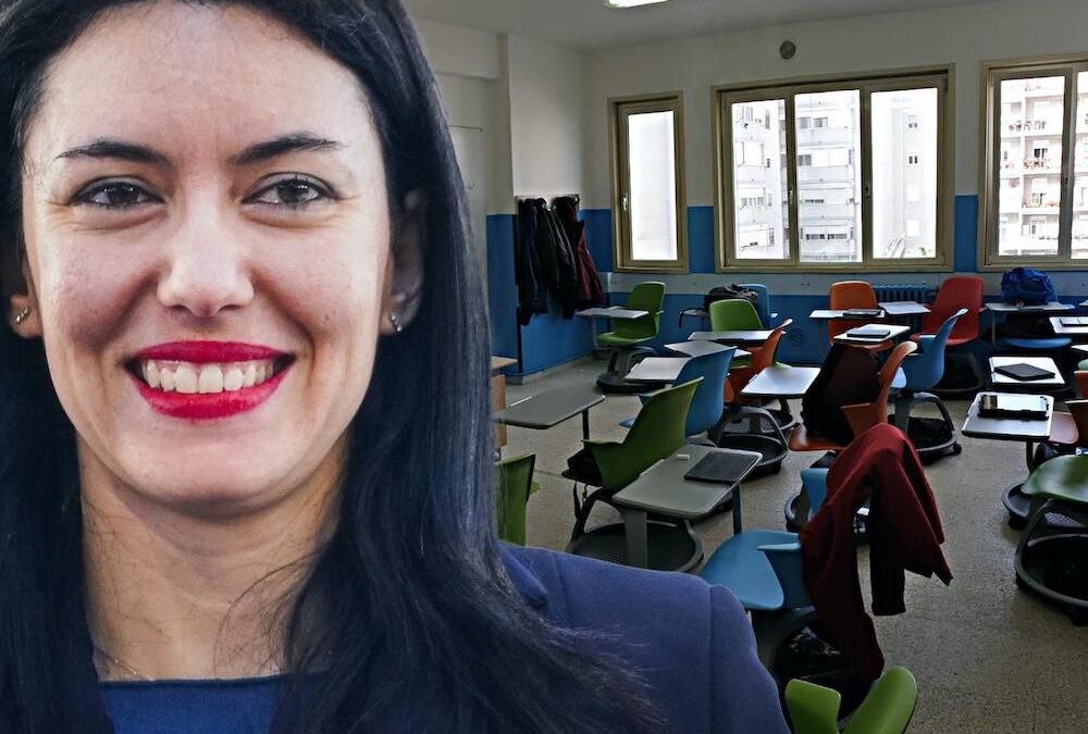 Bocciata la scuola modello Azzolina: «Rapido ritorno all’orario normale»