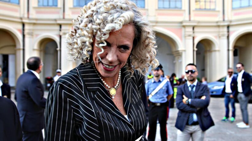 Cirinnà fa lezione gender a scuola senza il consenso dei genitori