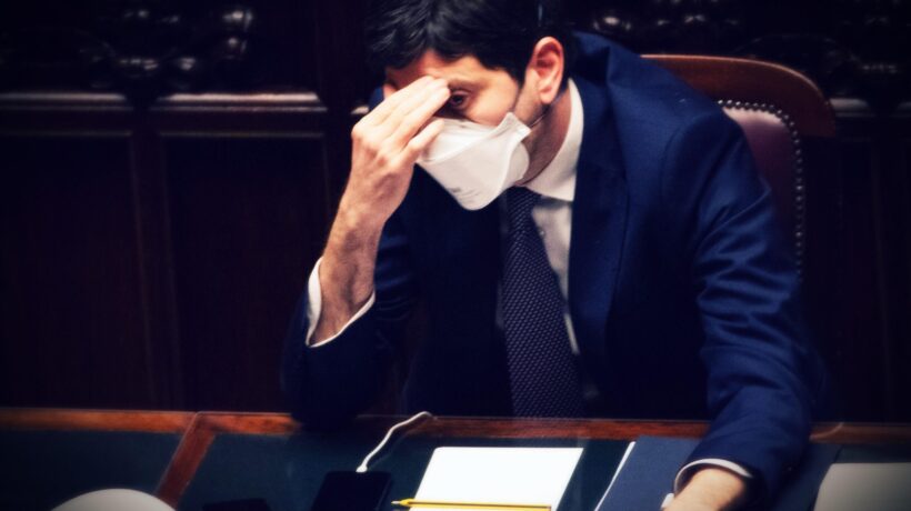 Prezzi al ribasso e metodo Speranza. Ecco perché ora elemosiniamo le dosi