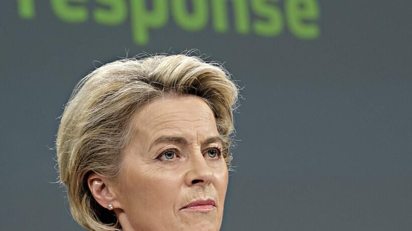 La Ue perde la faccia e rischia di farci perdere pure i vaccini