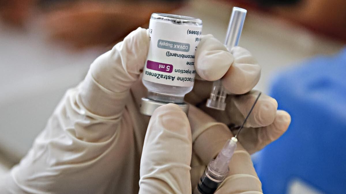 Astrazeneca zittisce l’Ue: «Mai esportato dosi». E si posiziona nella sfera Usa