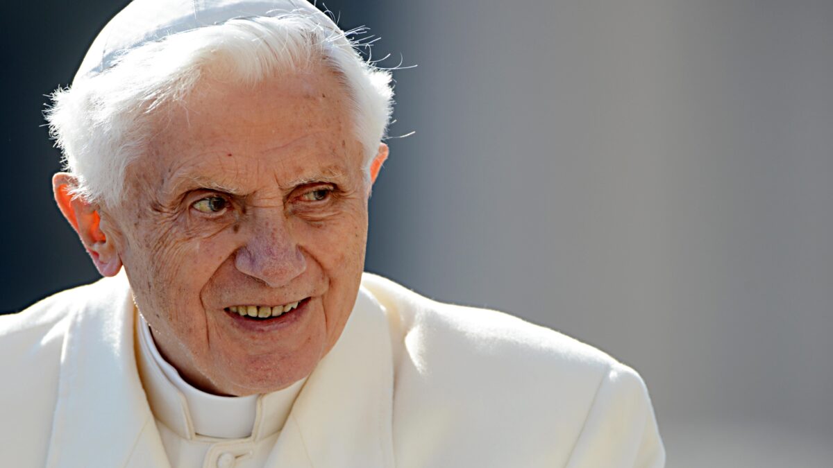 Ratzinger fulmina il cattolico Biden. «Troppo fedele alla linea demcrat»
