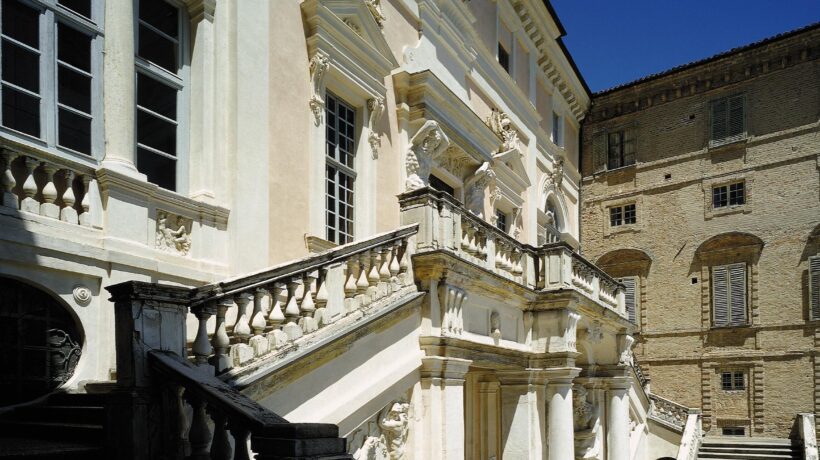 Govone (Marco Dal Dosso - Archivio fotografico Ecomuseo delle Rocche del Roero - Ecomuseo)