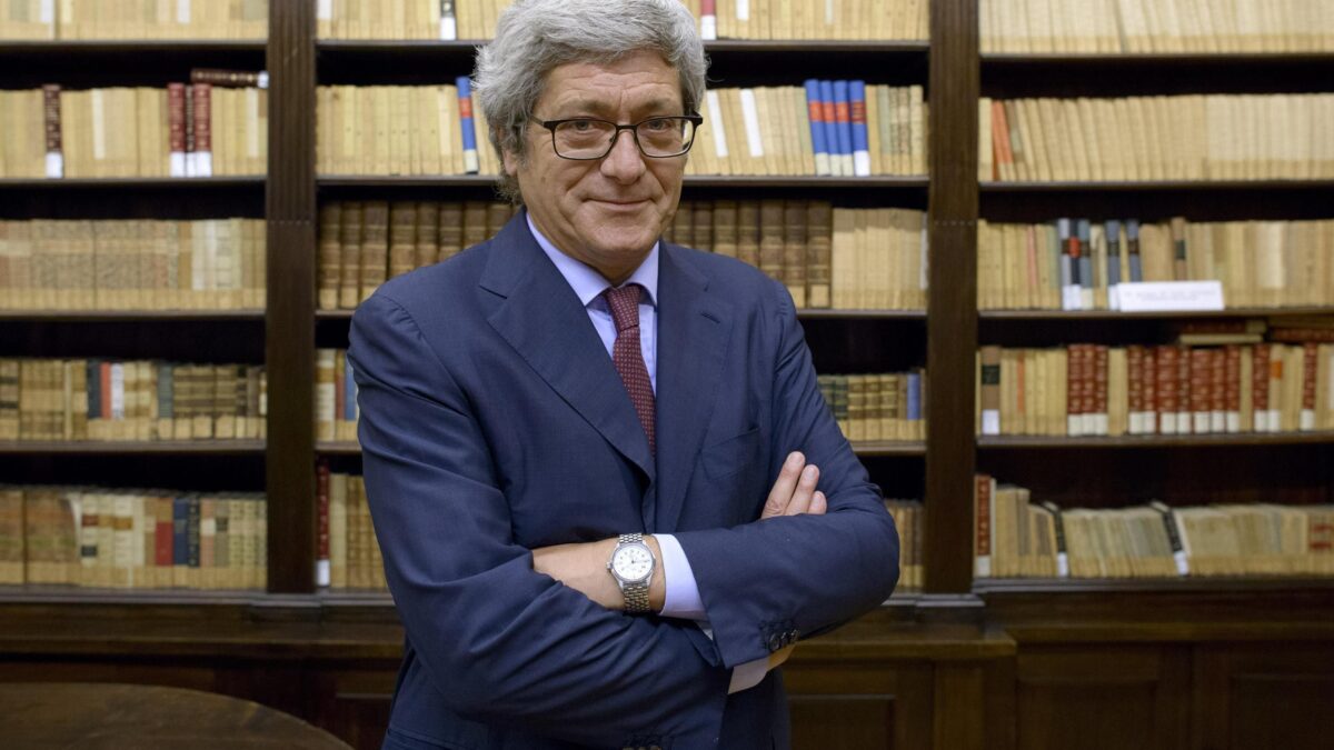 Le telefonata che inguaiano il medico del Papa