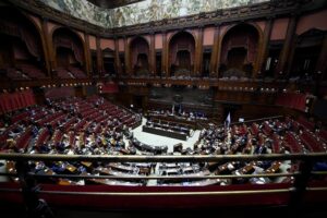 Governo spaccato sulla consulenza a McKinsey per il Recovery plan