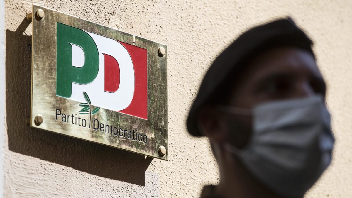 Il Pd in liquidazione: è iniziata la grande fuga