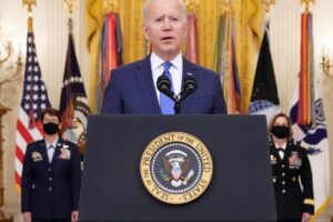 Biden sta spingendo Riad tra le braccia di Mosca