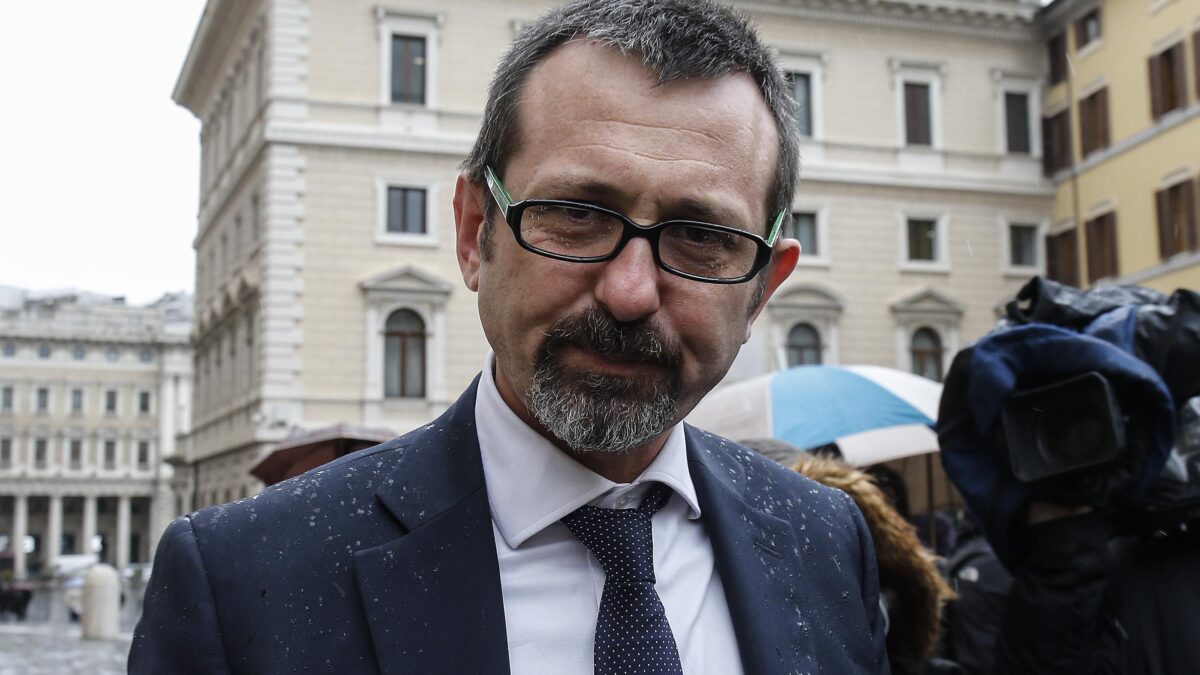 Andrea Delmastro: «Con Speranza e Lamorgese non c’è alcuna discontinuità»