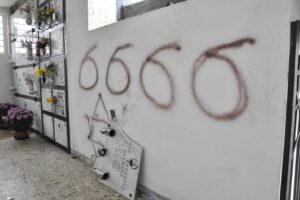 Il problema più urgente è: esiste il male?