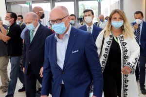 Speranza mente, Ricciardi gufa