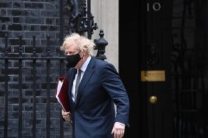 L’Ue abbaia ma Bojo può bloccare pure Pfizer