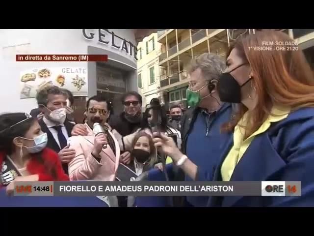 Il sosia di Freddy Mercury senza mascherina davanti all’Ariston: «Io rappresento una leggenda»