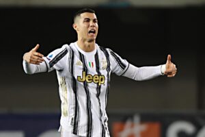Ronaldo ora può volare più in alto di Pelé