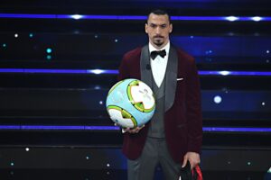 Ibra fa doppietta a Sanremo. Imbarazza in un colpo i vertici della Rai e il Milan