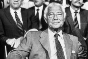 Gianni Agnelli, nella beatificazione nessuna domanda sui miliardi di Stato