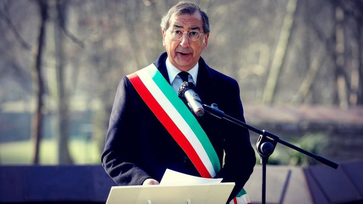 Porte girevoli Pd. Rientra Letta, esce Beppe Sala