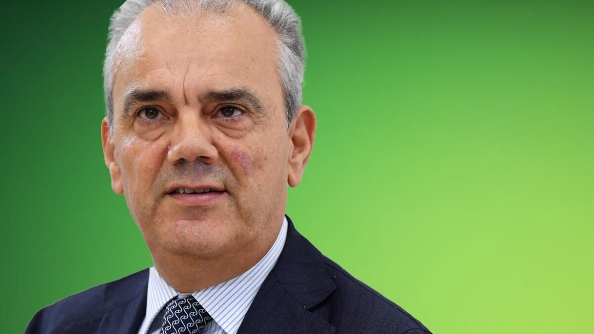 Draghi all’assalto dei D’Alema boys