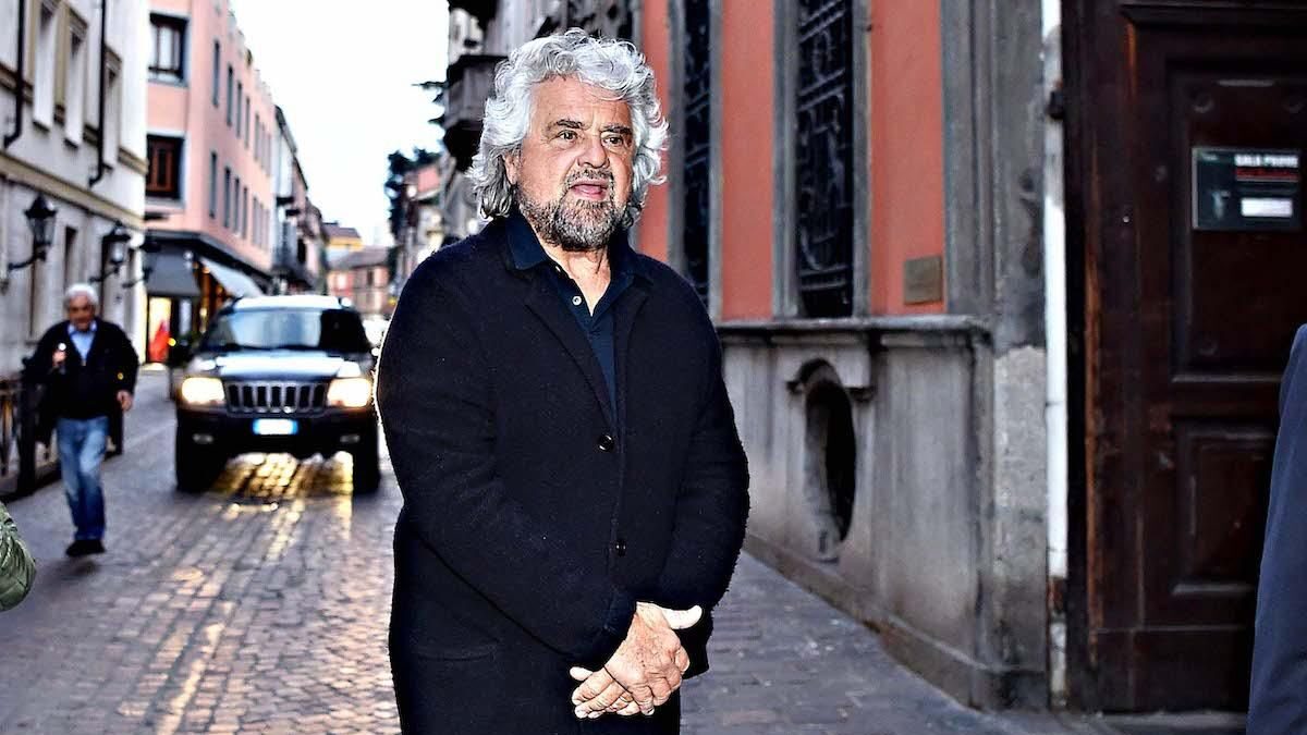 Grillo sforna lo stupidario M5s dei talk show