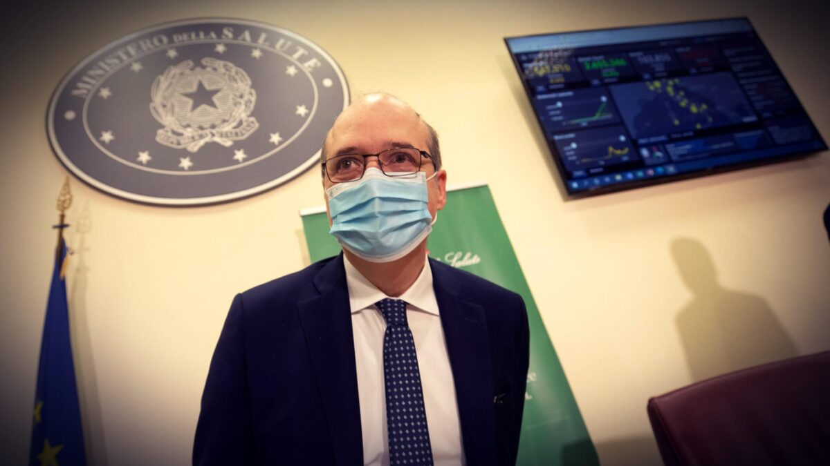 Disastri e ombre sulla riconferma. Tocca alle Regioni fermare Magrini
