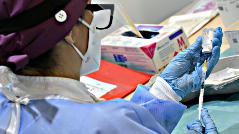 Big pharma già pronta per il futuro: terza dose e campagna per i minori