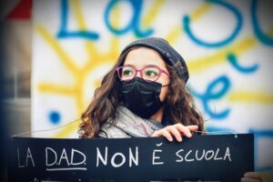 Non rubiamo ai ragazzi un altro anno promuovendoli tutti con il 6 politico