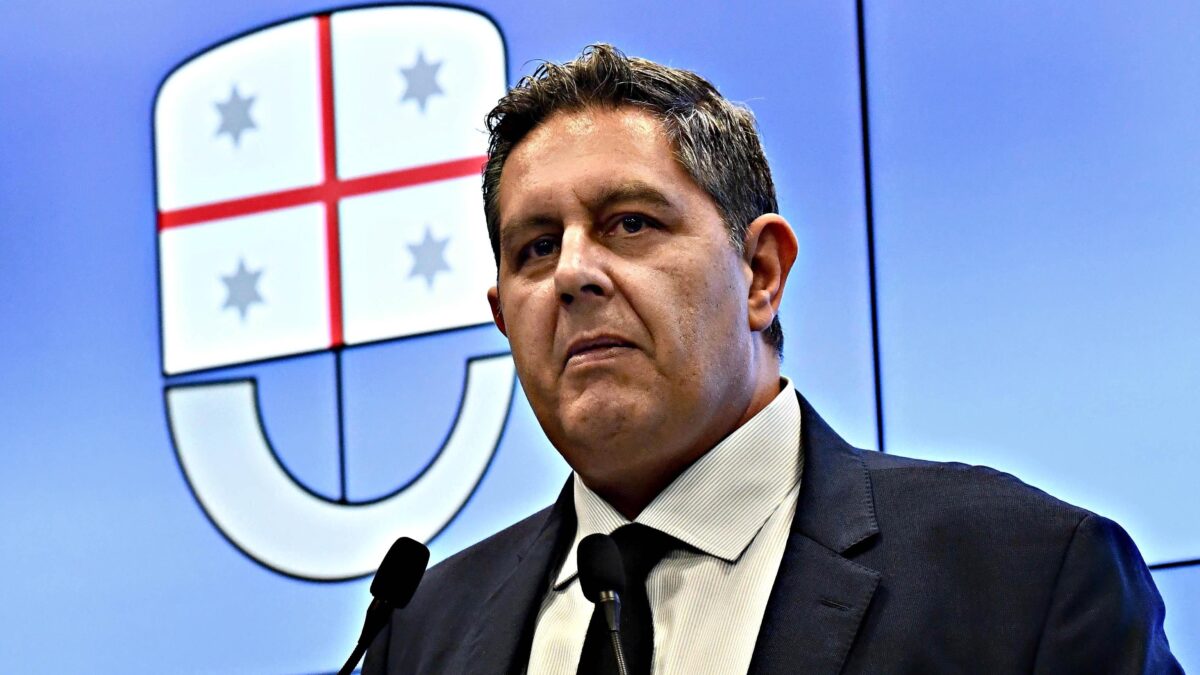 Ci vietano persino di entrare a casa nostra