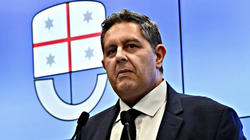 Ci vietano persino di entrare a casa nostra