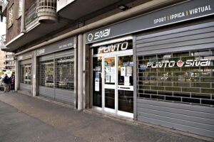 Gioco legale chiuso per 9 mesi ma lo Stato batte cassa