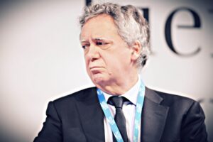 Dalla Chiesa getta fango sulla «Verità» ma non sa neanche di che cosa scrive