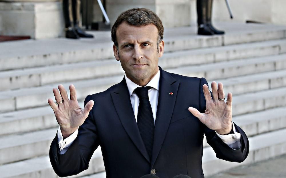 Macron ci aiuta perché è all’angolo