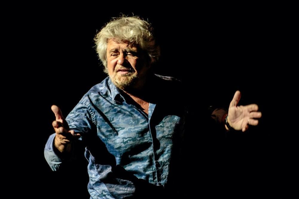Senza capo e con i debiti: il M5s è allo sbando