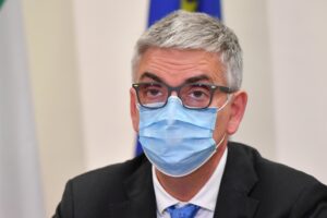 «Dal dicastero mi hanno detto di far cadere nel nulla il documento»