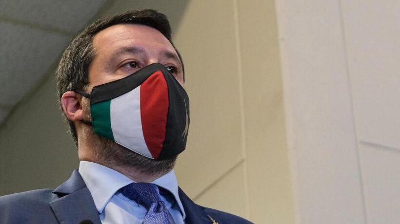 Il pm «conferma»: processo politico