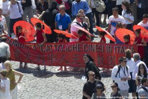 La caccia 2.0 ai cristiani parte dalla Cina