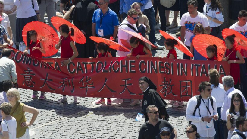 La caccia 2.0 ai cristiani parte dalla Cina