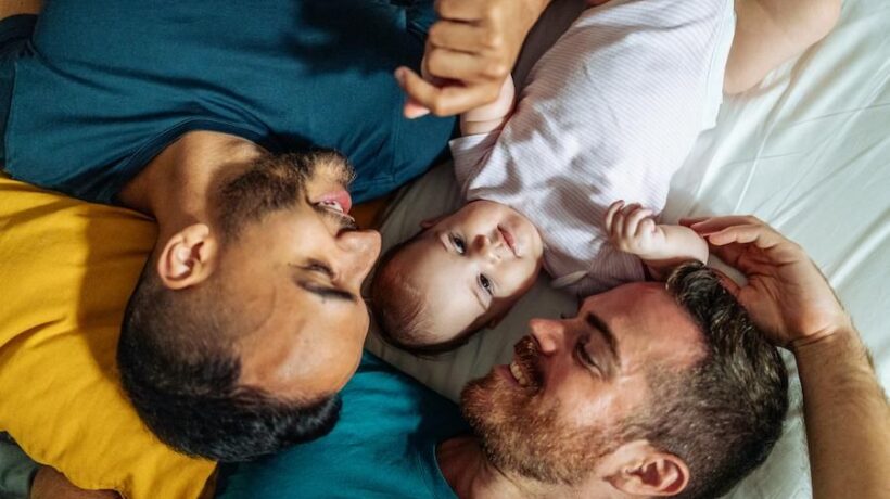 Sul bimbo adottato da una coppia gay la Cassazione ha scavalcato la legge