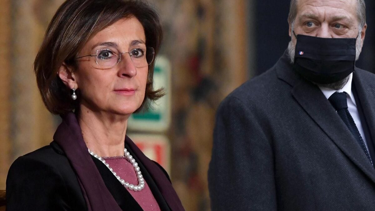Lettera alla Francia con tutti i nomi dei terroristi rossi da estradare