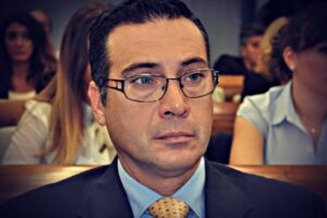 Ufficiale faceva la spia per i russi. Roma manda un segnale agli Usa