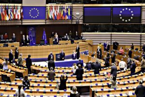 Il Parlamento europeo fa a pezzi il Recovery