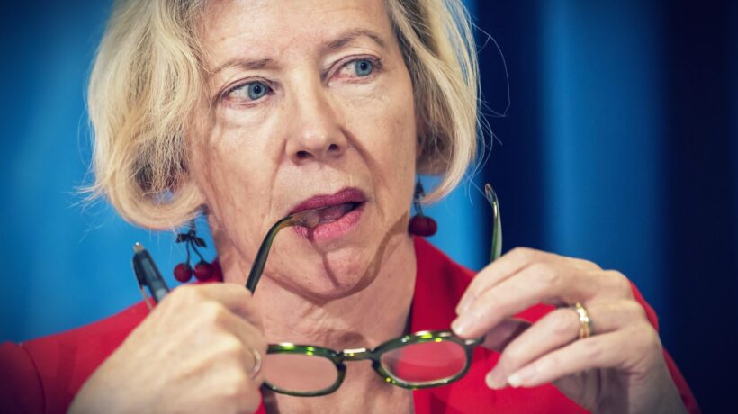 L’Ema si sfila e Roma affossa Az: «Siero in preferenza agli over 60»