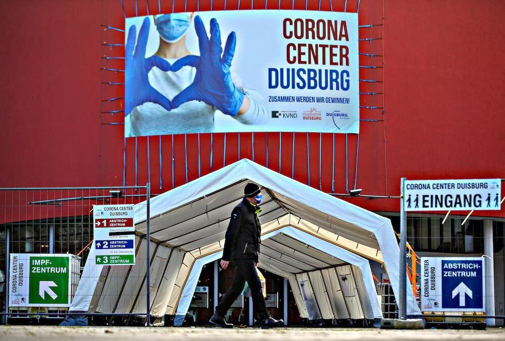 Roma cerca la sponda di Washington contro il monopolio tedesco delle dosi