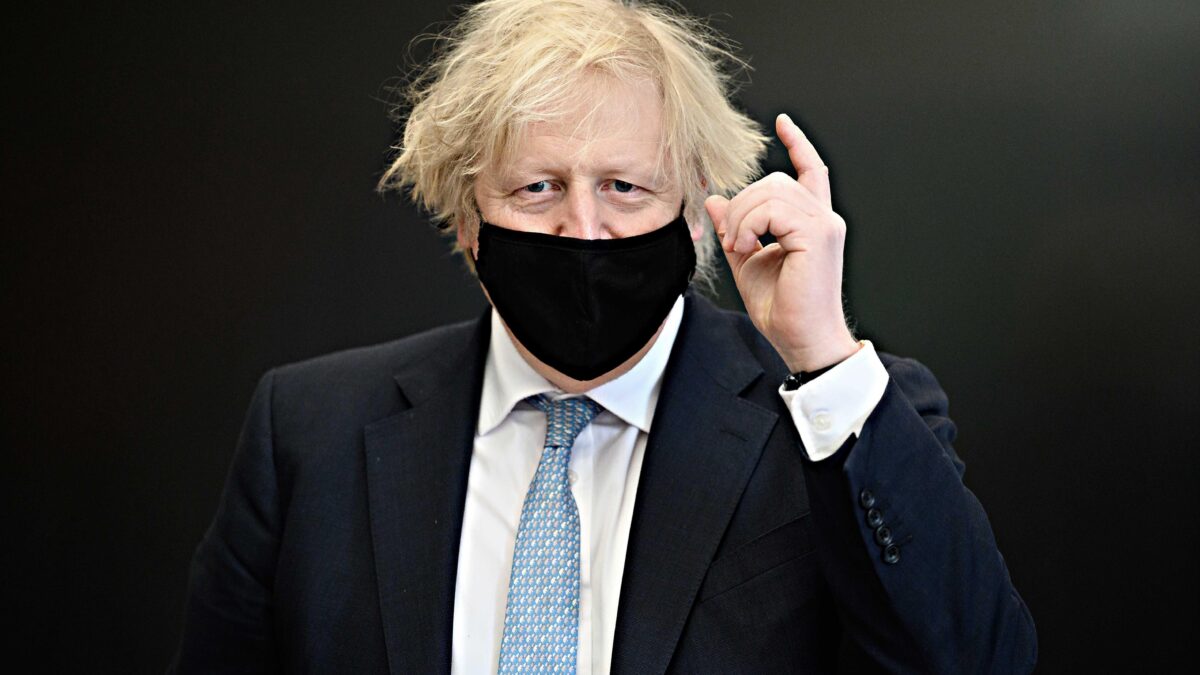 Parigi sfida Londra e finisce in ritirata. La guerra della pesca è un trionfo per Bojo