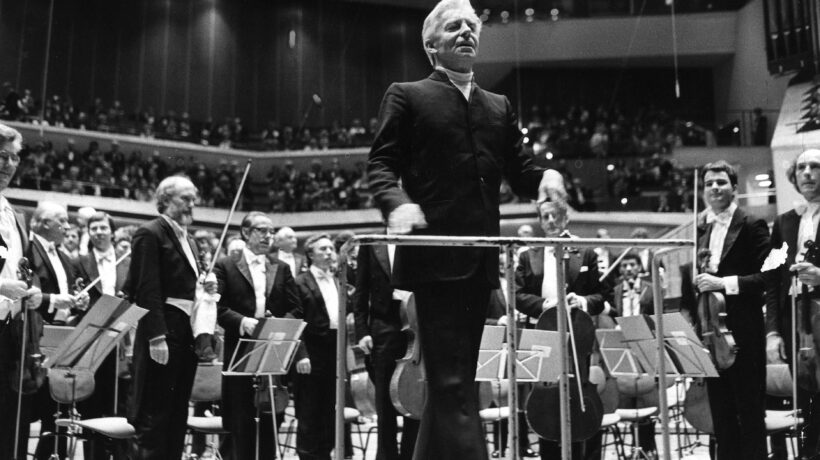 La politica ha spento la melodia in Italia. Ora siamo senza voce
