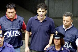 L’ex Br fa il sostenuto con chi non dimentica
