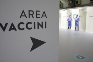 Avanti tutta sui vaccini in vacanza. Il Piemonte firma il patto con la Liguria