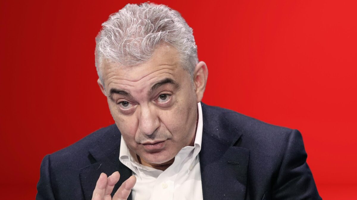 Arcuri pizzicato pure sui soldi per il vaccino