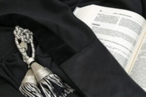 Oltre al caos che travolge il Csm, ci sono 30.000 casi di malagiustizia
