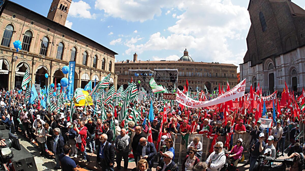 Il primo maggio ipocrita dei traditori del lavoro