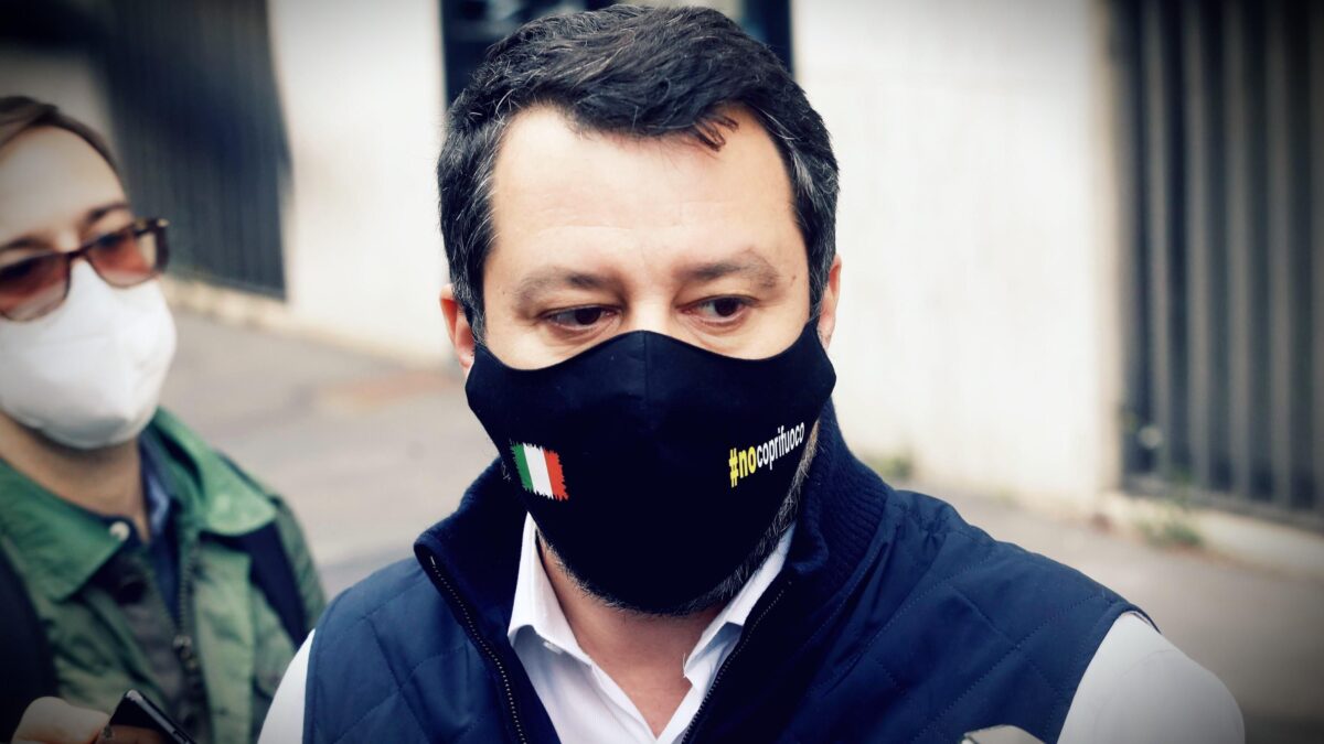 Salvini alza il tiro sulle riaperture. «Ora seguiamo il modello Madrid»